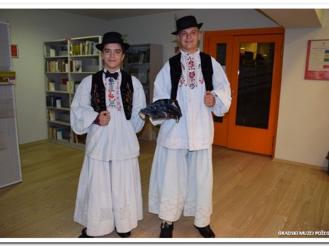 Muske nosnje_19