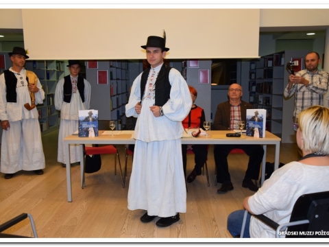 Muske nosnje_21