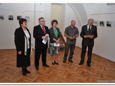 Izložba skulptura i slika Petra Dolića_8