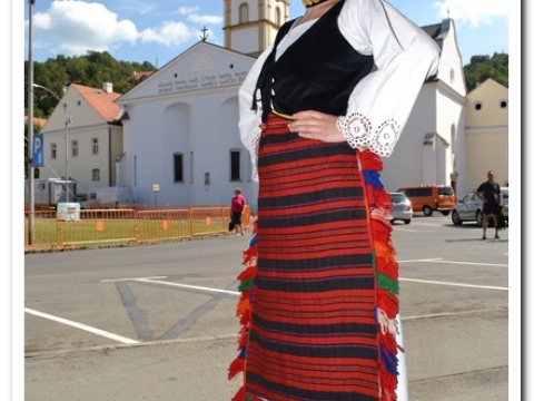 Perčin kika divojačka dika poculica do smrti tavnica_23