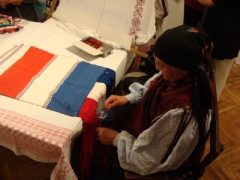 Sitnim vezom vezena_5