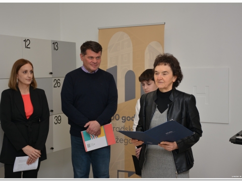 Svečano otvorena izložba „Uspomene na djetinjstvo“_9