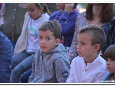 Bertouchovo slikovno carstvo_5