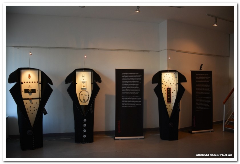 Otvorena izložba celjskog muzeja „Gumbi“